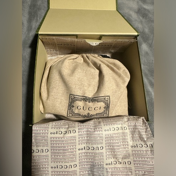 NWT Gucci GG Marmont Mini Shoulder Bag in Box - Picture 6 of 11